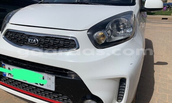 Buy Used Kia Morning White Car in Dakar in Dakar Buy Used Kia Morning White Car in Dakar in Dakar