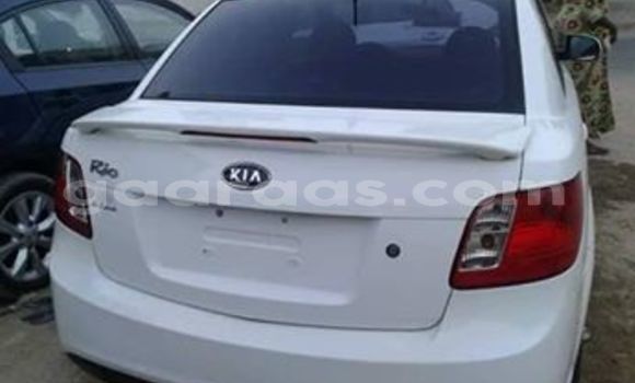 Buy Used Kia Rio White Car in Dakar in Dakar Buy Used Kia Rio White Car in Dakar in Dakar