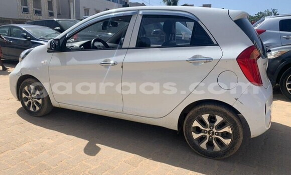 Buy Used Kia Morning White Car in Dakar in Dakar Buy Used Kia Morning White Car in Dakar in Dakar