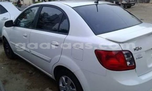Buy Used Kia Rio White Car in Dakar in Dakar Buy Used Kia Rio White Car in Dakar in Dakar