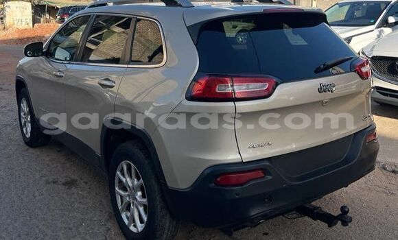 Dieundeu Occasion Jeep Cherokee Brown Auto in Dakar in Dakar Dieundeu Occasion Jeep Cherokee Brown Auto in Dakar in Dakar