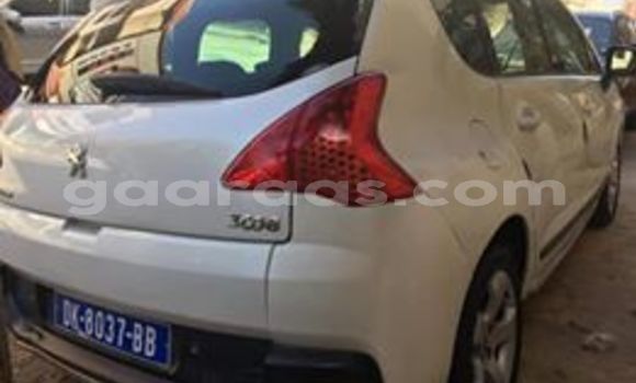 Buy Used Peugeot 3008 White Car in Dakar in Dakar Buy Used Peugeot 3008 White Car in Dakar in Dakar