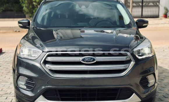 Dieundeu Imported Ford Escape Silver Auto in Dakar in Dakar