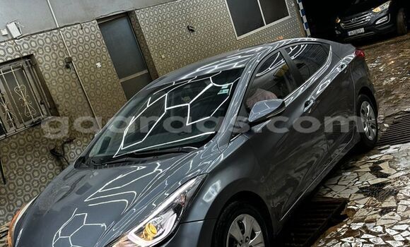 Dieundeu Occasion Hyundai Avante Beige Auto in Dakar in Dakar Dieundeu Occasion Hyundai Avante Beige Auto in Dakar in Dakar