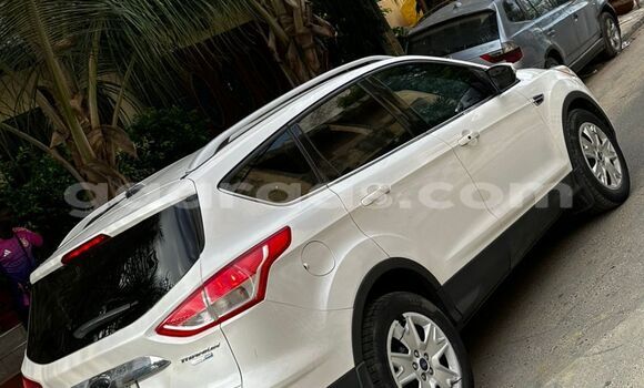 Dieundeu Occasion Ford Escape White Auto in Dakar in Dakar Dieundeu Occasion Ford Escape White Auto in Dakar in Dakar