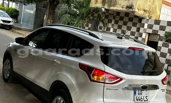 Dieundeu Occasion Ford Escape White Auto in Dakar in Dakar Dieundeu Occasion Ford Escape White Auto in Dakar in Dakar