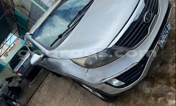 Buy Used Kia Sportage Silver Car in Dakar in Dakar Buy Used Kia Sportage Silver Car in Dakar in Dakar