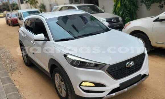 Dieundeu Occasion Hyundai Tucson White Auto in Dakar in Dakar Dieundeu Occasion Hyundai Tucson White Auto in Dakar in Dakar