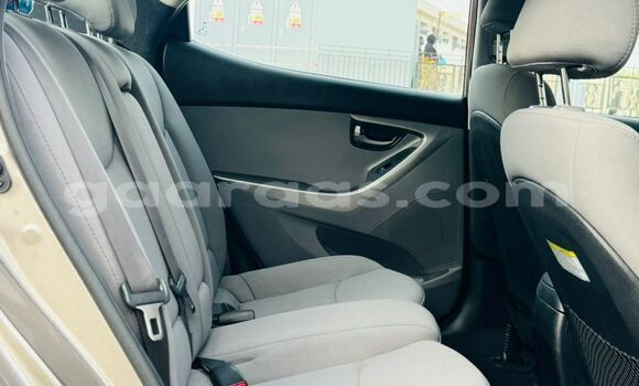 Acheter Occasion Voiture Hyundai Elantra Beige à Dakar, Dakar Acheter Occasion Voiture Hyundai Elantra Beige à Dakar, Dakar