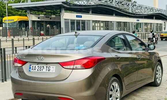 Acheter Occasion Voiture Hyundai Elantra Beige à Dakar, Dakar Acheter Occasion Voiture Hyundai Elantra Beige à Dakar, Dakar