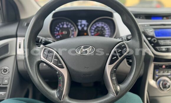 Acheter Occasion Voiture Hyundai Elantra Beige à Dakar, Dakar Acheter Occasion Voiture Hyundai Elantra Beige à Dakar, Dakar