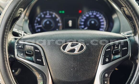 Buy Import Hyundai Grandeur Black Car in Dakar in Dakar Buy Import Hyundai Grandeur Black Car in Dakar in Dakar