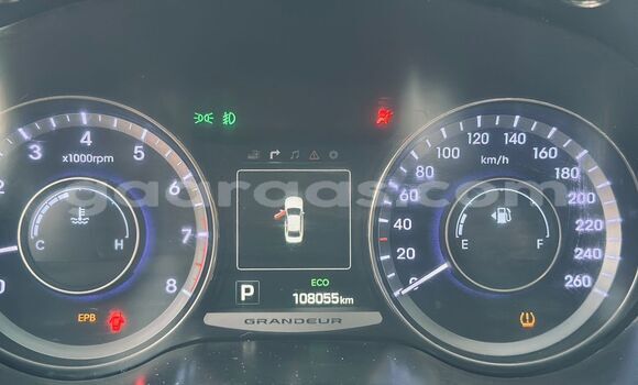 Buy Import Hyundai Grandeur Black Car in Dakar in Dakar Buy Import Hyundai Grandeur Black Car in Dakar in Dakar