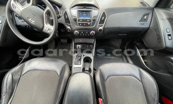 Dieundeu Occasion Hyundai Tucson Black Auto in Dakar in Dakar Dieundeu Occasion Hyundai Tucson Black Auto in Dakar in Dakar