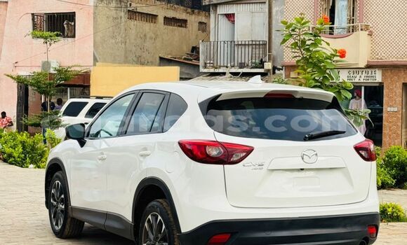 Dieundeu Occasion Mazda CX-5 White Auto in Dakar in Dakar Dieundeu Occasion Mazda CX-5 White Auto in Dakar in Dakar
