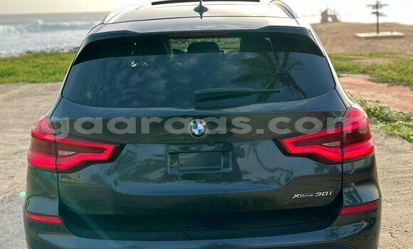 Dieundeu Occasion BMW X3 Black Auto in Dakar in Dakar Dieundeu Occasion BMW X3 Black Auto in Dakar in Dakar