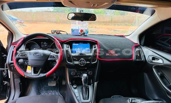 Acheter Occasion Voiture Ford Focus Noir à Dakar, Dakar Acheter Occasion Voiture Ford Focus Noir à Dakar, Dakar