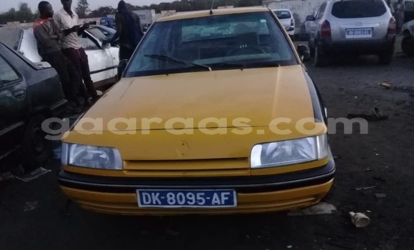 Dieundeu Occasion Renault 21 Beige Auto in Dakar in Dakar Dieundeu Occasion Renault 21 Beige Auto in Dakar in Dakar