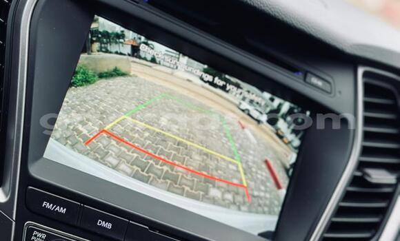 Buy Used Hyundai Santa Fe White Car in Dakar in Dakar Buy Used Hyundai Santa Fe White Car in Dakar in Dakar