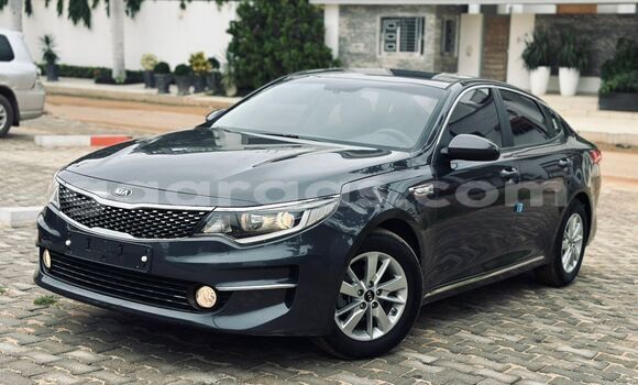 Acheter Import Voiture Kia K5 Noir à Dakar, Dakar Acheter Import Voiture Kia K5 Noir à Dakar, Dakar