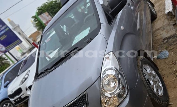 Buy Used Hyundai Starex Silver Car in Dakar in Dakar Buy Used Hyundai Starex Silver Car in Dakar in Dakar