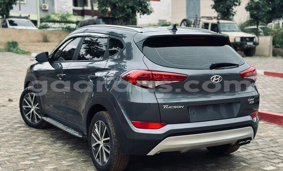 Buy Import Hyundai Tucson Silver Car in Dakar in Dakar Buy Import Hyundai Tucson Silver Car in Dakar in Dakar