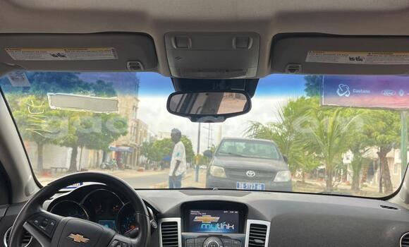 Buy New Chevrolet Cruze White Car in Dakar in Dakar Buy New Chevrolet Cruze White Car in Dakar in Dakar