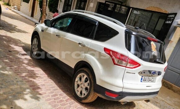 Dieundeu Occasion Ford Escape White Auto in Dakar in Dakar Dieundeu Occasion Ford Escape White Auto in Dakar in Dakar