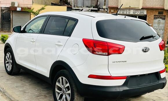 Dieundeu Beess Kia Sportage White Auto in Dakar in Dakar Dieundeu Beess Kia Sportage White Auto in Dakar in Dakar