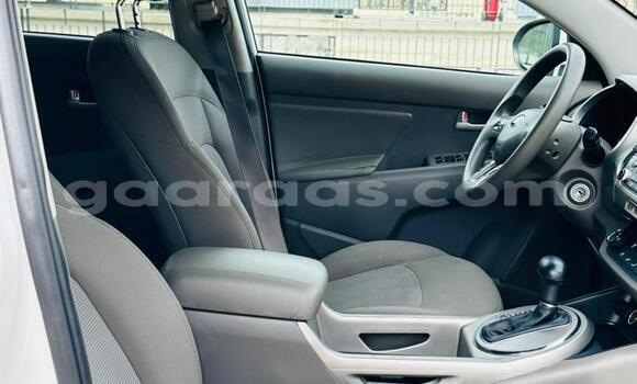 Dieundeu Beess Kia Sportage White Auto in Dakar in Dakar Dieundeu Beess Kia Sportage White Auto in Dakar in Dakar