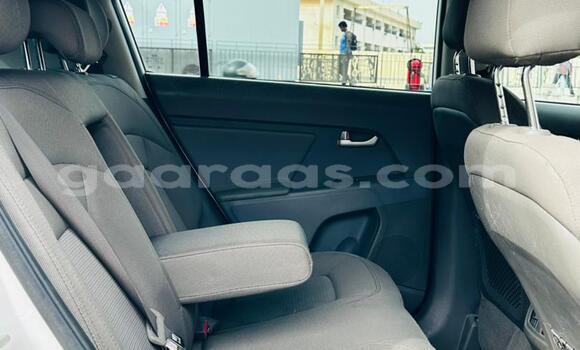 Dieundeu Beess Kia Sportage White Auto in Dakar in Dakar Dieundeu Beess Kia Sportage White Auto in Dakar in Dakar