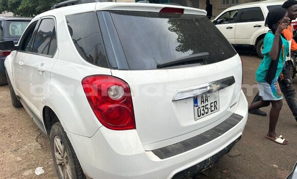 Buy Used Chevrolet Equinox White Car in Dakar in Dakar Buy Used Chevrolet Equinox White Car in Dakar in Dakar