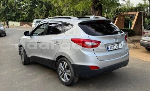 Buy Used Hyundai Tucson Silver Car in Dakar in Dakar Buy Used Hyundai Tucson Silver Car in Dakar in Dakar
