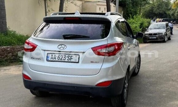 Buy Used Hyundai Tucson Silver Car in Dakar in Dakar Buy Used Hyundai Tucson Silver Car in Dakar in Dakar