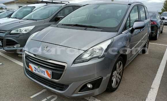 Acheter Occasion Voiture Peugeot 3008 Gris de fer à Dahra, Louga