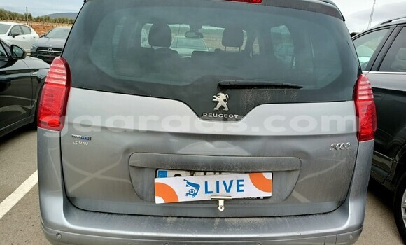 Buy Used Peugeot 3008 Gris de fer Car in Dahra in Louga Buy Used Peugeot 3008 Gris de fer Car in Dahra in Louga