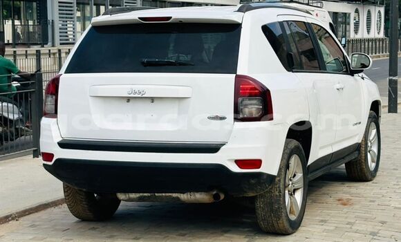 Acheter Occasion Voiture Jeep Compass Blanc à Dakar, Dakar Acheter Occasion Voiture Jeep Compass Blanc à Dakar, Dakar