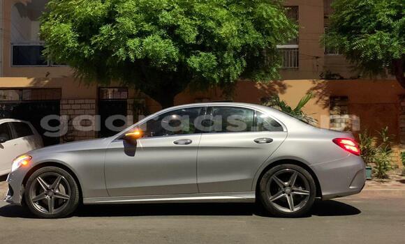 Acheter Occasion Voiture Mercedes-Benz C-Classe Gris métallisé à Dakar, Dakar Acheter Occasion Voiture Mercedes-Benz C-Classe Gris métallisé à Dakar, Dakar