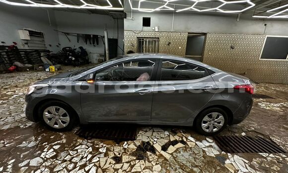 Buy Used Hyundai Avante Silver Car in Dakar in Dakar Buy Used Hyundai Avante Silver Car in Dakar in Dakar