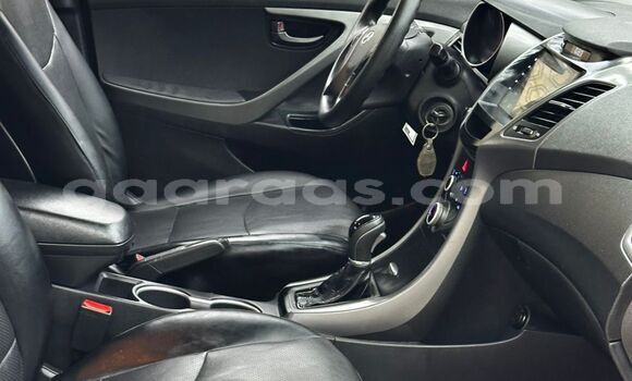 Buy Used Hyundai Avante Silver Car in Dakar in Dakar Buy Used Hyundai Avante Silver Car in Dakar in Dakar