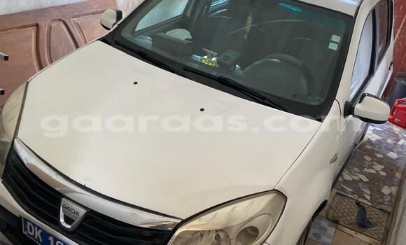 Buy Used Dacia Sandero White Car in Dakar in Dakar Buy Used Dacia Sandero White Car in Dakar in Dakar