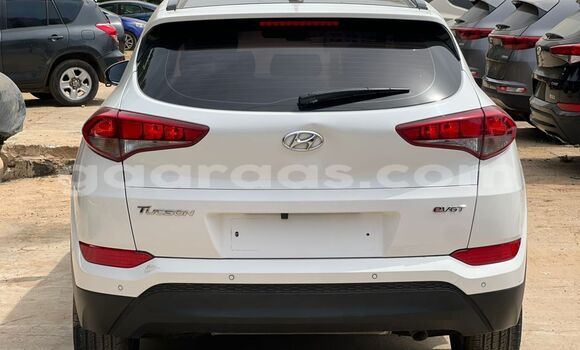 Dieundeu Beess Hyundai Tucson White Auto in Dakar in Dakar Dieundeu Beess Hyundai Tucson White Auto in Dakar in Dakar