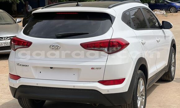 Dieundeu Beess Hyundai Tucson White Auto in Dakar in Dakar Dieundeu Beess Hyundai Tucson White Auto in Dakar in Dakar