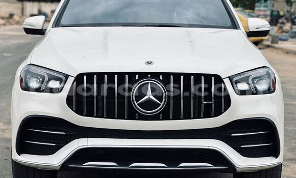 Acheter Import Voiture Mercedes‒Benz GLE Blanc à Dakar, Dakar Acheter Import Voiture Mercedes‒Benz GLE Blanc à Dakar, Dakar