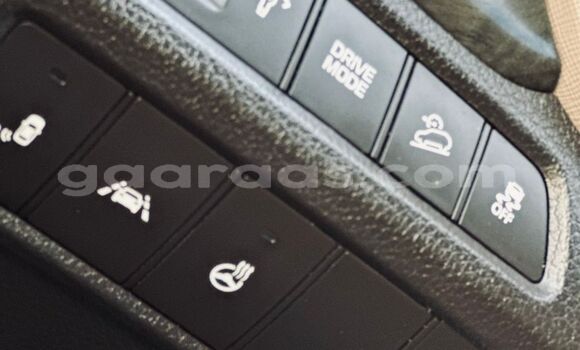 Dieundeu Imported Hyundai Santa Fe Black Auto in Dakar in Dakar Dieundeu Imported Hyundai Santa Fe Black Auto in Dakar in Dakar