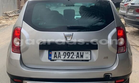 Dieundeu Occasion Renault Duster Beige Auto in Dakar in Dakar Dieundeu Occasion Renault Duster Beige Auto in Dakar in Dakar