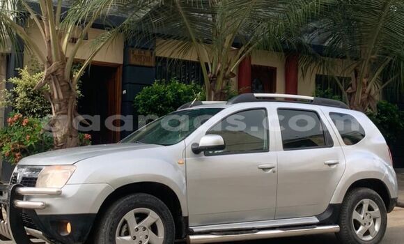 Dieundeu Occasion Renault Duster Beige Auto in Dakar in Dakar Dieundeu Occasion Renault Duster Beige Auto in Dakar in Dakar