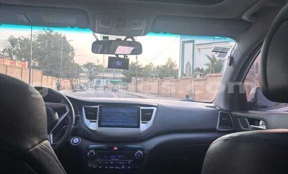 Acheter Occasion Voiture Hyundai Tucson Blanc à Dakar, Dakar Acheter Occasion Voiture Hyundai Tucson Blanc à Dakar, Dakar