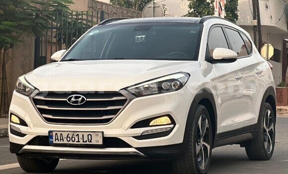 Acheter Occasion Voiture Hyundai Tucson Blanc à Dakar, Dakar Acheter Occasion Voiture Hyundai Tucson Blanc à Dakar, Dakar