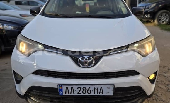 Acheter Occasion Voiture Toyota RAV4 Blanc à Dakar, Dakar